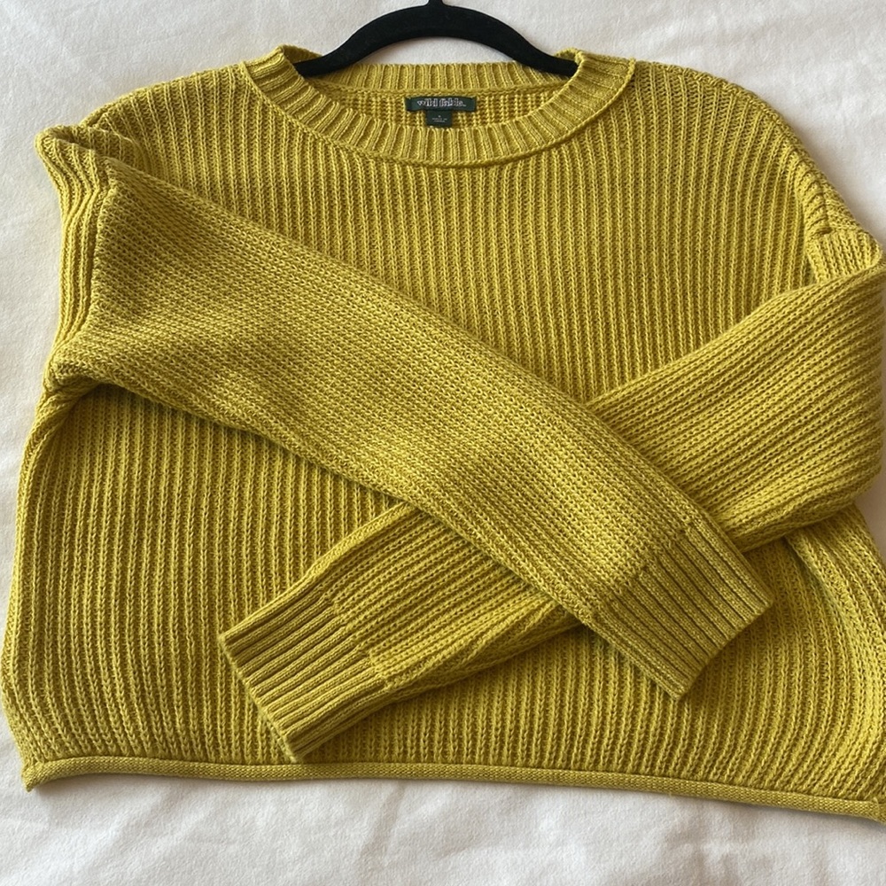 Yellow Cropped Sweater - Picture 5 of 7